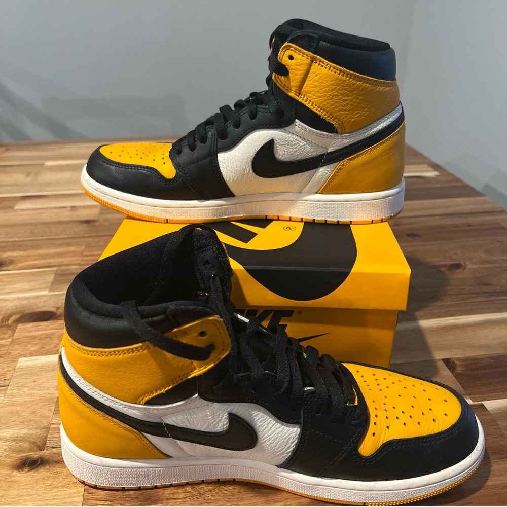 Nike High-Top Sneakers Black and Yellow - Picture 3 of 6